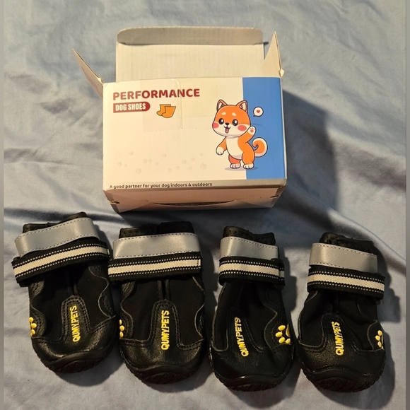 QUMY Dog Shoes #682, 1198 - Picture 8 of 10